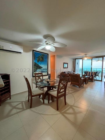 Apartment for Rent in Cocle - Apartamento en Playa Blanca